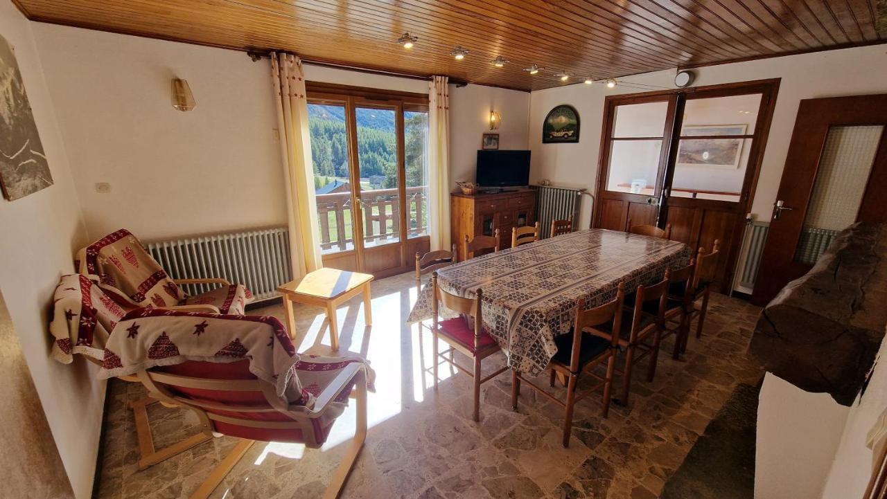 Chalet L'Acinos มงต์เฌอแนฟวร์ ภายนอก รูปภาพ