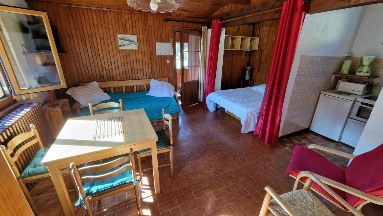 Chalet L'Acinos มงต์เฌอแนฟวร์ ภายนอก รูปภาพ